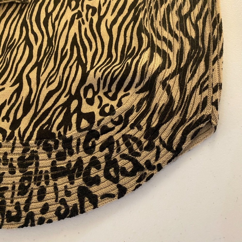 Dana Buchman Sweater Women L Tan Excellent Mixed Animal Print 3/4 Sleeve Top - Picture 6 of 11